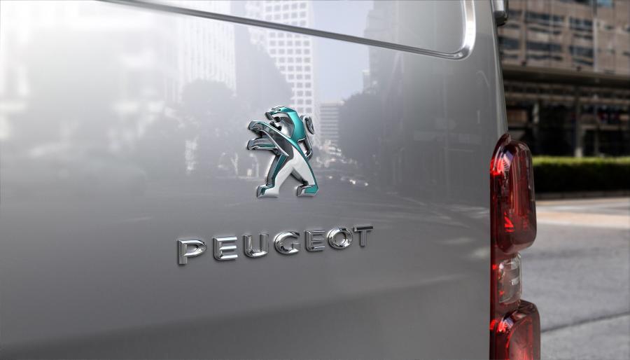 Логотип Peugeot e-Expert 2020 года  (фото 10 из 15)